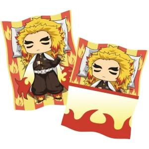 Cojín de Rengoku en estilo chibi con diseño de llamas inspirado en Demon Slayer.