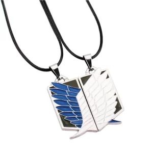 Collar con colgante de las Alas de la Libertad, símbolo de Attack on Titan.