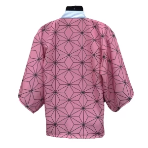 Kimono rosa inspirado en Nezuko de Demon Slayer.