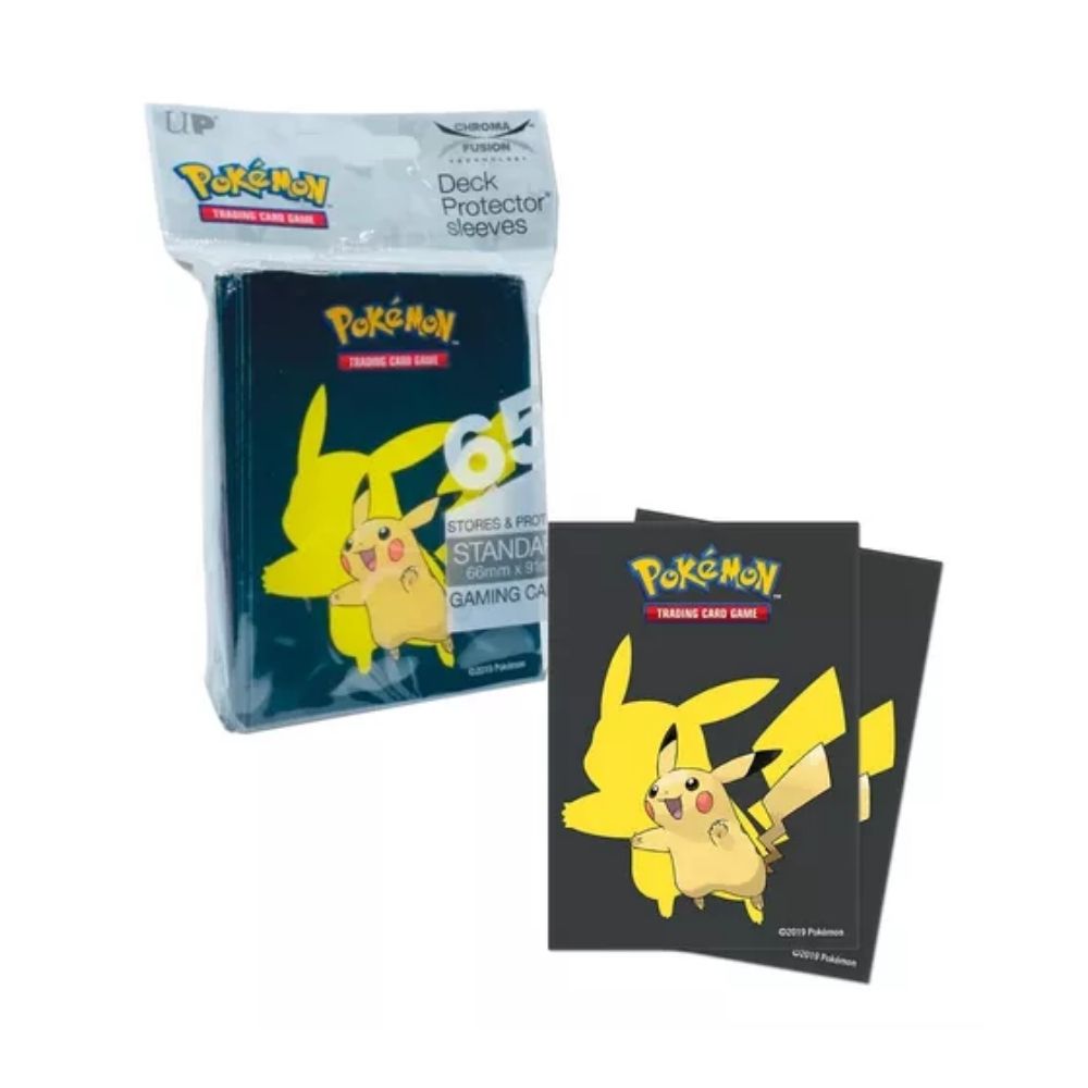 Protectores de cartas Pokémon con diseño de Pikachu en negro, paquete de 65 unidades.