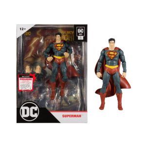 Figura Superman DC Multiverse McFarlane Toys con traje oscuro, manos intercambiables y cómic exclusivo.